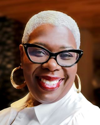 Photo of Janice Petty, Licensed Professional Counselor, MA, LSATP, MAC, BCBC