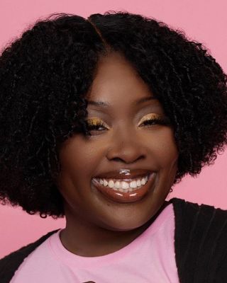 Photo of Esther Okuboyejo, Master Social Worker