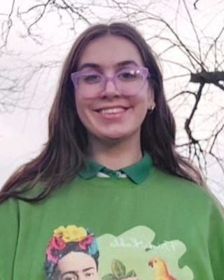 Photo of Thalia Chappell, Psychotherapist, MSc, HCPC-Drama Therap.