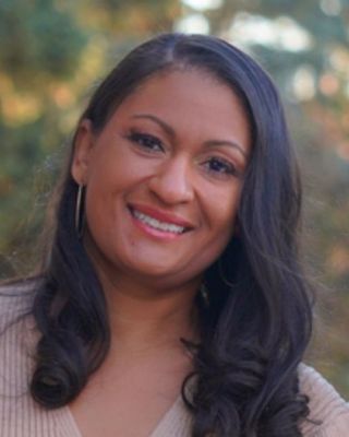 Photo of Takeshia Van Ross-Johnson, Clinical Social Work/Therapist