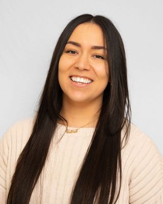 Photo of Carina Aparicio, Clinical Social Work/Therapist, MSW, LCSW