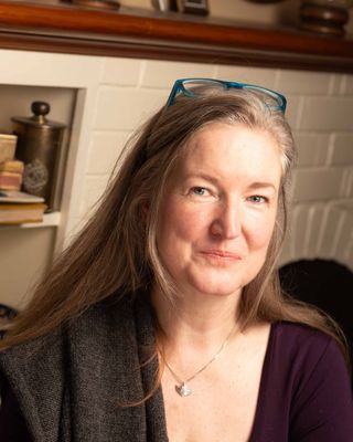 Photo of Sarah Miller, Registered Psychotherapist, RP