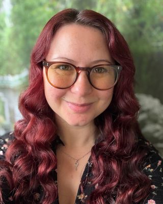 Photo of Dr Ami Brooks, Psychologist, HCPC - Clin. Psych.
