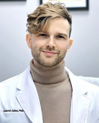 Photo of Gabriel Jalles, Psychiatric Nurse Practitioner, PMHNP