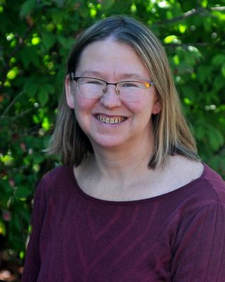 Photo of Lindsay Calhoun, Pre-Licensed Professional, BA