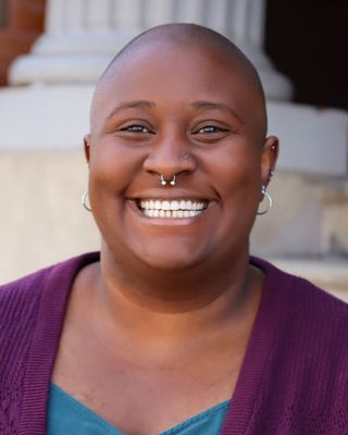 Photo of Jené Hinton-Railsback, Marriage & Family Therapist Associate