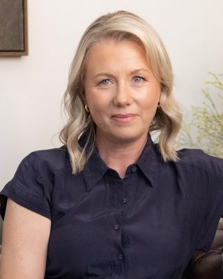 Photo of Suzanne Tomich, Counsellor, MA, PACFA