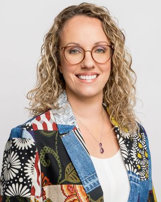 Photo of Barbara Allen - Key Resources Unlimited - Barbara Allen, Registered Psychotherapist (Qualifying), BA, MSc, MACP, OCT