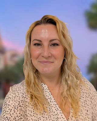Photo of Nicole Rank, Clinical Social Work/Therapist, LMSW
