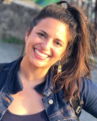 Photo of Jen Mele - Creative Healing with Jen Mele , Clinical Social Work/Therapist, LCSW, EYT-200