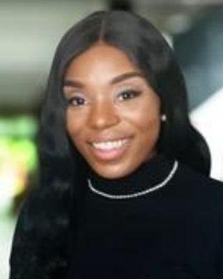 Photo of Symone Enard, Clinical Social Work/Therapist, LCSW