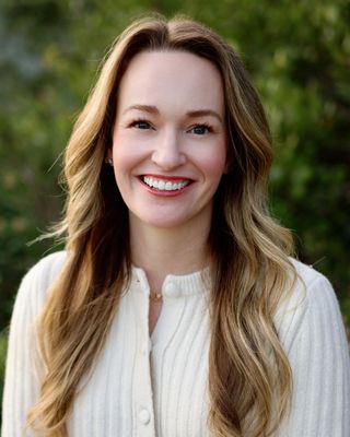 Photo of Hannah Donahue, Marriage & Family Therapist, MA, LMFT