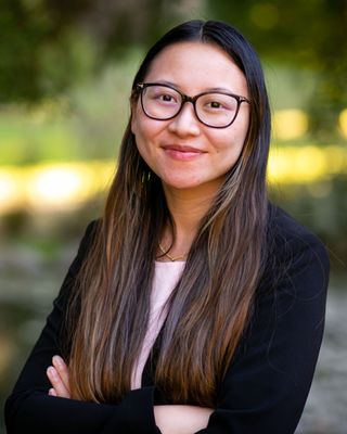 Photo of Di-Linh Hoang, Mental Health Counselor in University District, Seattle, WA