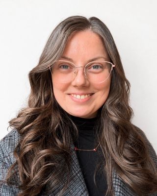 Photo of Karina Karys, Registered Social Worker, MSW, RSW
