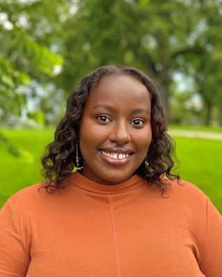Photo of Muna Osman, Licensed Professional Counselor Candidate in Glen Haven, CO
