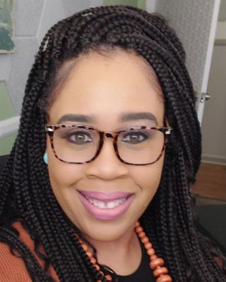 Photo of Lauren Pointer, Clinical Social Work/Therapist, LISW-CP