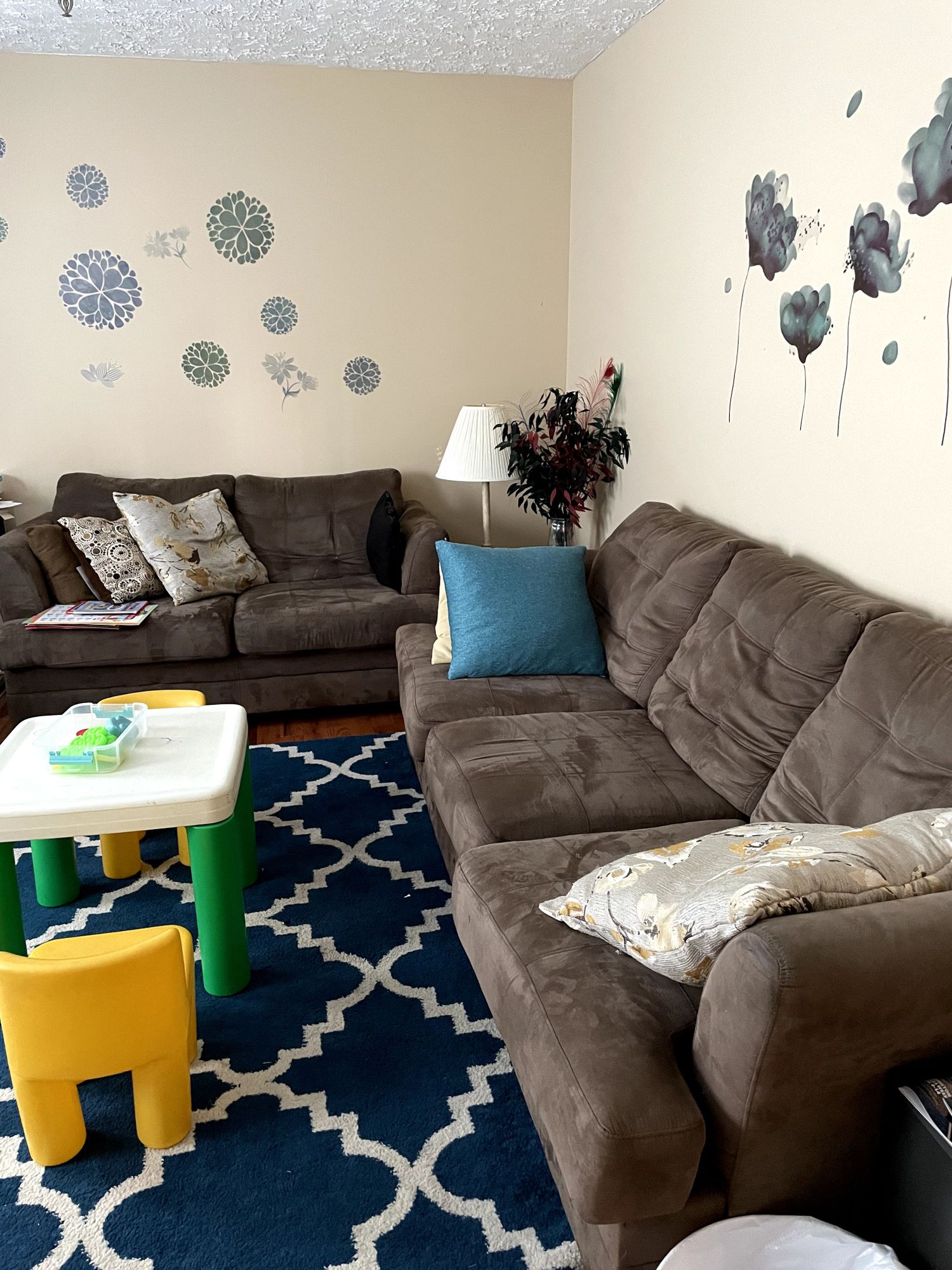 Gallery Photo of Nicole's office is comfortable and welcoming couples and kids!