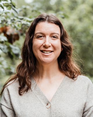 Photo of Becca Lee, Clinical Social Work/Therapist, MSW, LICSW