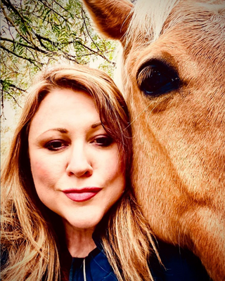 Photo of Rebekah Louise Popescu, Psychotherapist, PACFA