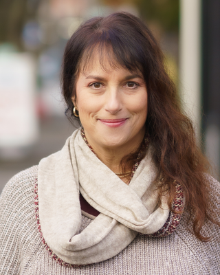 Photo of Issy Kleiman, MA, LMFT, Marriage & Family Therapist
