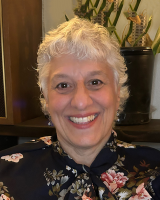 Photo of Elia Vecchitto, Clinical Social Work/Therapist, LCSW