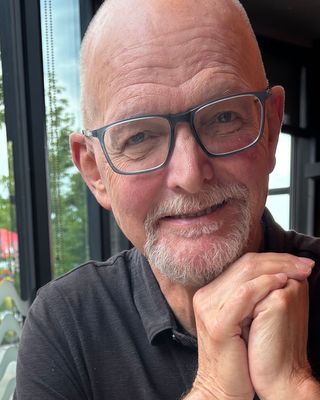 Photo of Dale MacIntyre, Counsellor, MDiv, RCC SEP