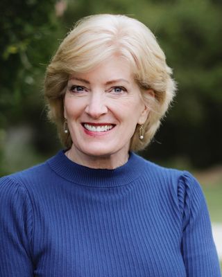 Photo of Maureen Cary, MS, MA, LMHC, Counselor in Wellesley, MA