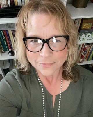 Photo of Dee A Russell, Clinical Social Work/Therapist, MSW, LISW-S, LCSW, LCAC