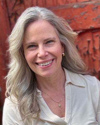 Photo of Leslie M Robertson, Licensed Professional Counselor, PhD, LCPC, LPC, ATR-BC, NCC