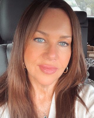 Photo of Tracy Bertrand, Registered Social Worker, HBSW, RSW