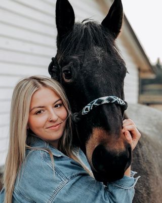 Photo of Krista Mooney, Counsellor, RTC, MPCC-P, Diploma