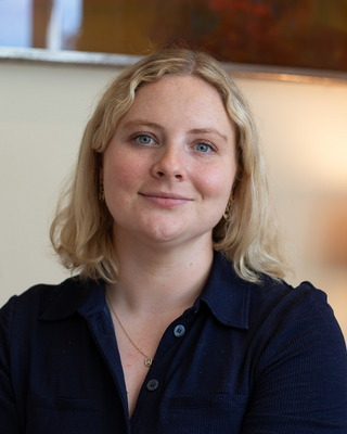 Photo of Alexandra Cooper, Psychotherapist, MA, MBACP