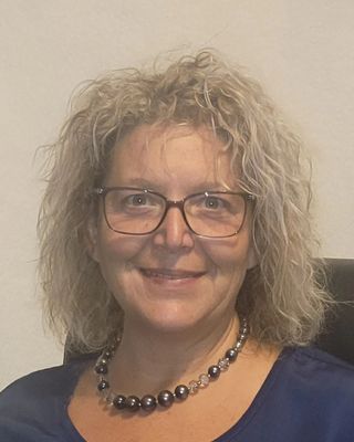 Photo of Alicia Ellis, Psychiatric Nurse Practitioner, DNP, AGNP, PMHNP