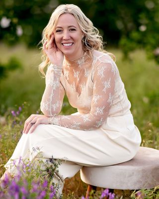 Photo of Karen Bommentre, Marriage & Family Therapist, MS, LMFT