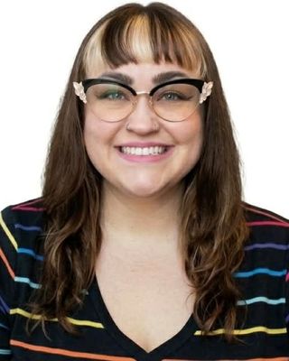 Photo of Amanda Hern, Registered Psychotherapist, RP, MACP