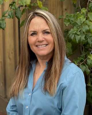 Photo of Lori Hunter, Marriage & Family Therapist, LMFT