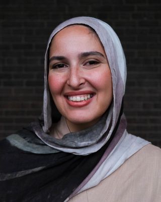 Photo of Alia Alqazzaz, Registered Psychotherapist (Qualifying)