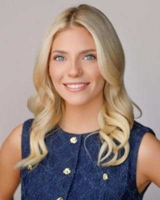 Photo of Alyssa Roberts, Clinical Social Work/Therapist, LSCSW