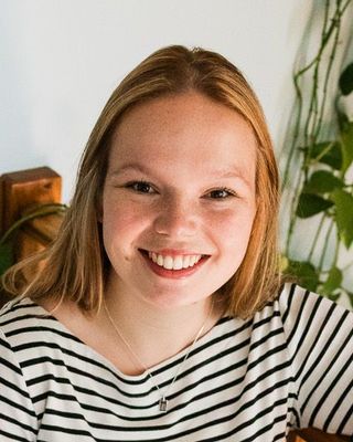 Photo of Nicole Graff-Rowe, Registered Social Worker, BSc, MSW, RSW