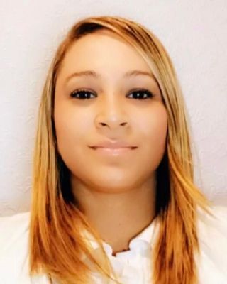 Photo of Mirlene Santos, Counsellor, MBACP