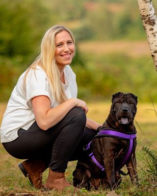 Photo of Harriet Maunsell-Brown, Psychotherapist, MSc, MBABCP