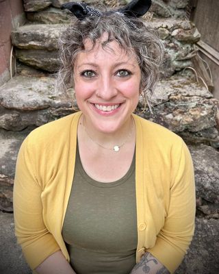 Photo of Sarah Graves, Pre-Licensed Professional