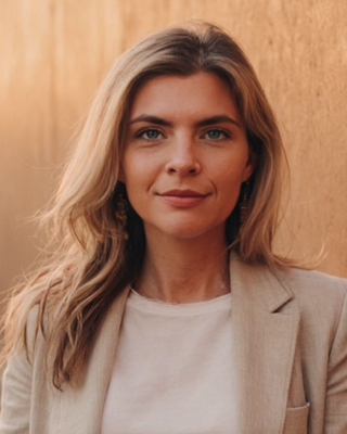 Photo of Annette Schulz, Clinical Social Work/Therapist, LICSW