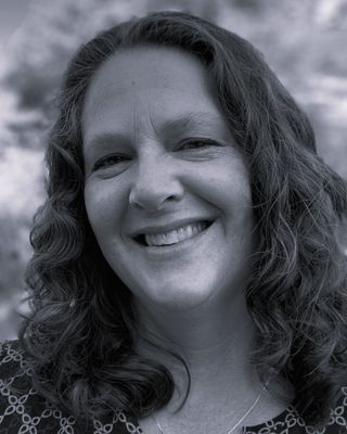 Photo of Christy Wu, Pre-Licensed Professional in Mill Creek, WA