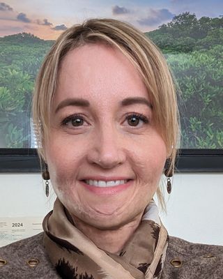 Photo of Carolyn Memmott, Clinical Social Work/Therapist, LCSW