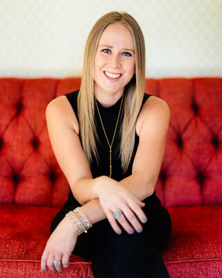 Photo of Kristen Hart, Clinical Social Work/Therapist in Hendersonville, NC