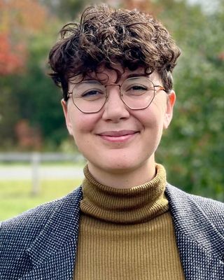 Photo of Carly Leyburne, Registered Psychotherapist (Qualifying) in Hamilton, ON