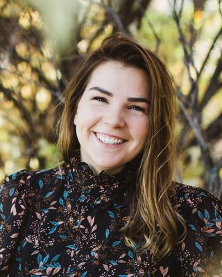 Photo of Regina Dumansky, Marriage & Family Therapist, MA, LMFT