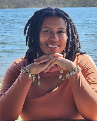 Photo of Kiara Owens, Marriage & Family Therapist, MA, LMFT