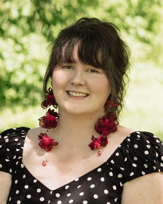 Photo of Taylor Erin Bourassa-Wilson - Wellness Grove Therapy (Art & Talk therapy), Registered Psychotherapist, RCAT
